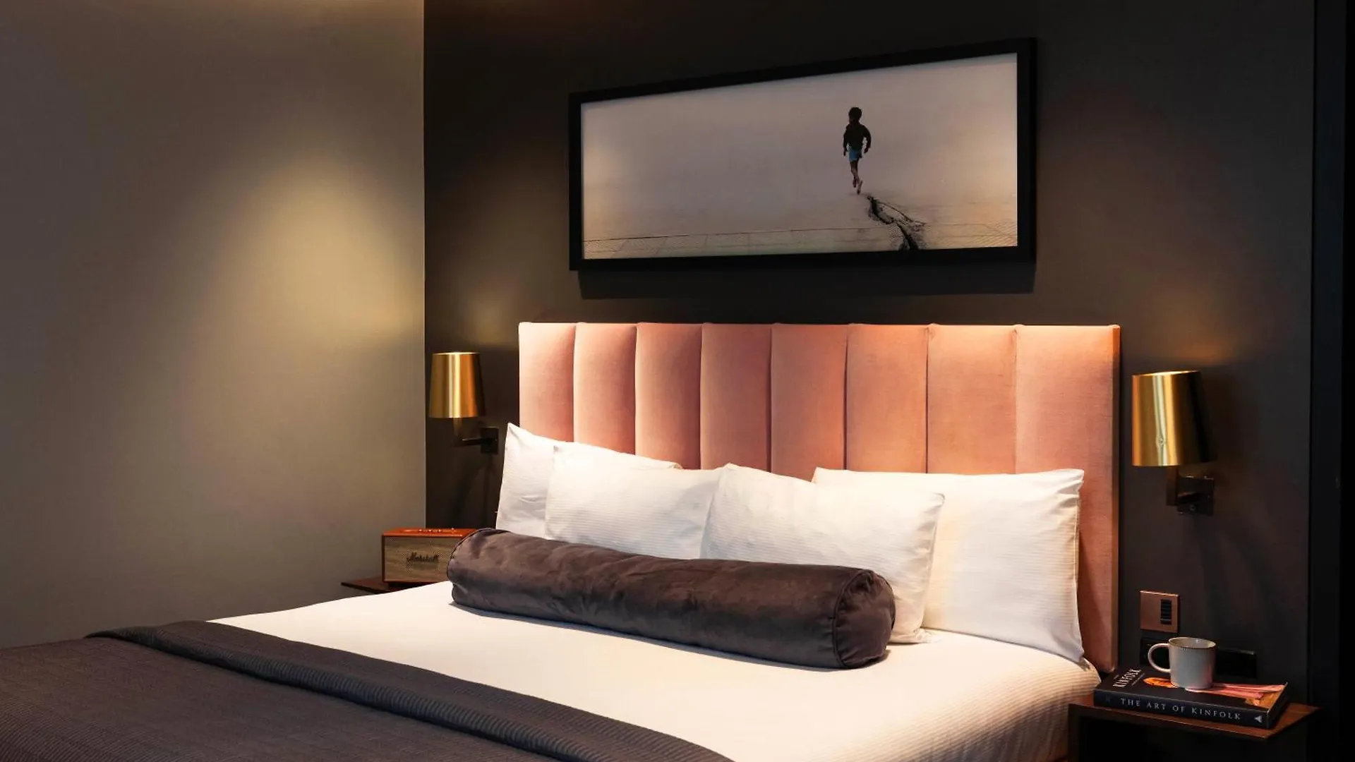 15 Top 4-Star Hotels Near Saint Paul's Cathedral Worth Booking