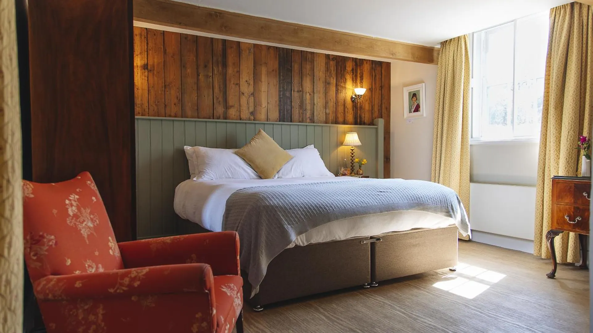 4 Couple Hotels Close to Donkey Sanctuary, Sidmouth