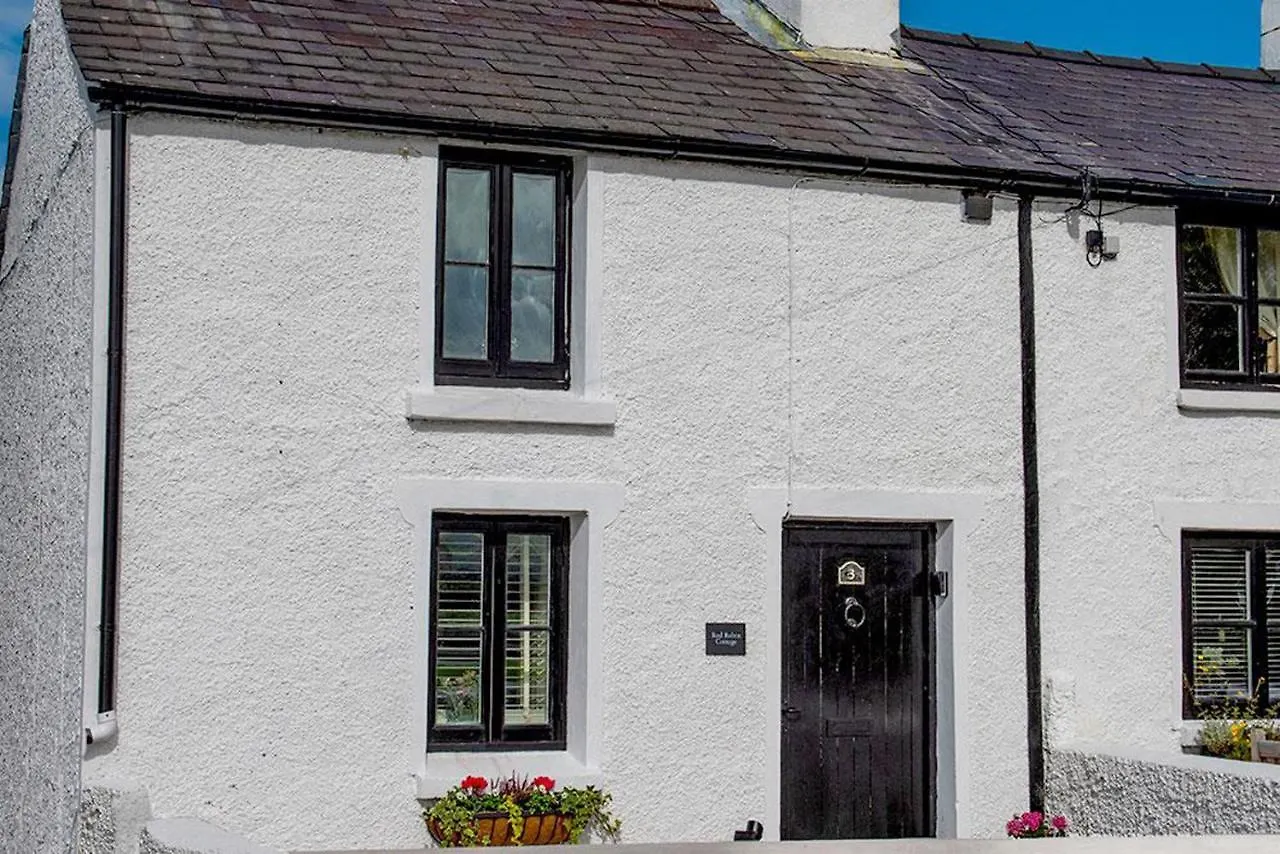 4 Holiday Homes Near Anglesey Sea Zoo That Deliver