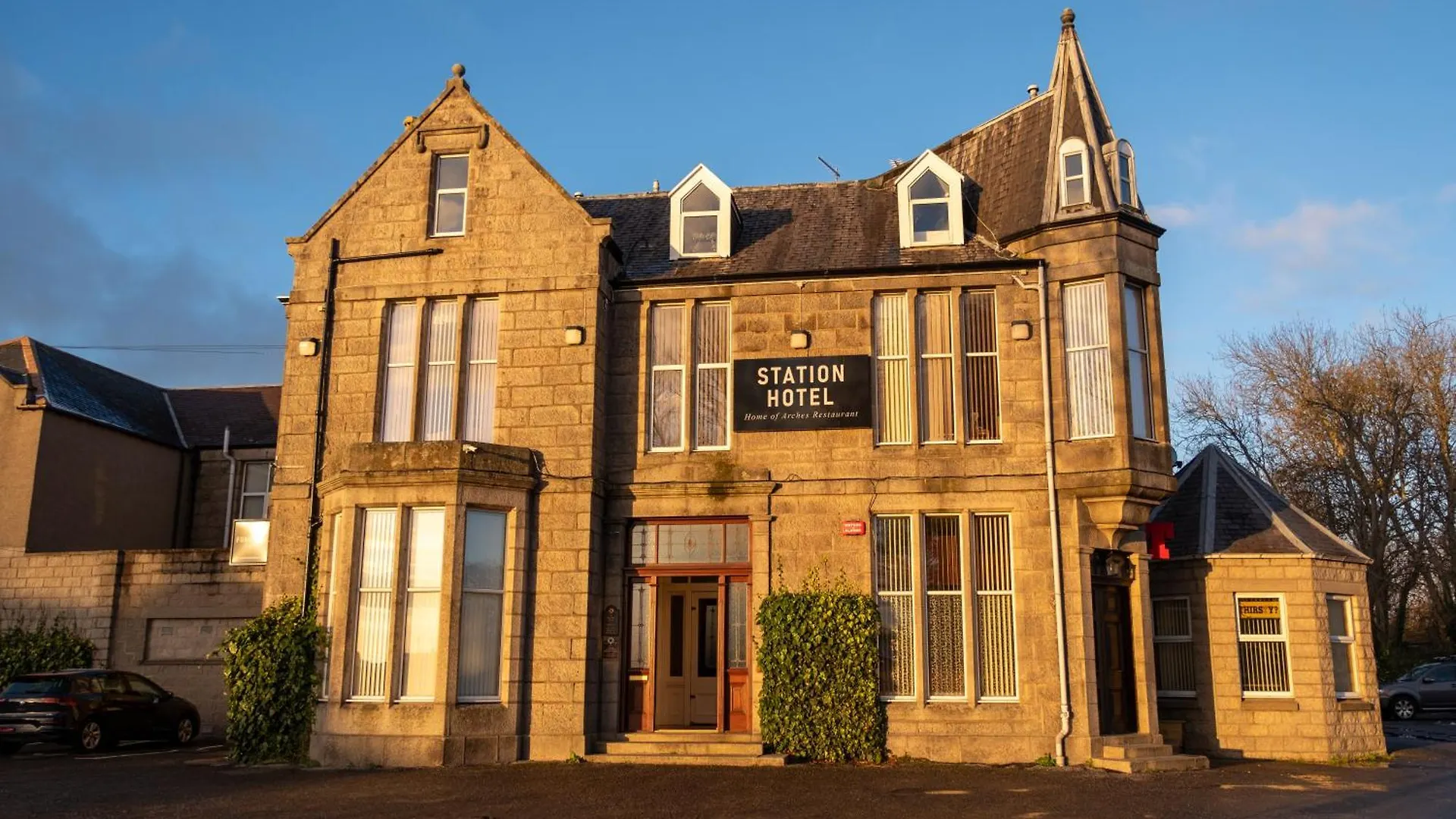 5 Smart 2-Star Hotels in Central Scotland Worth Booking