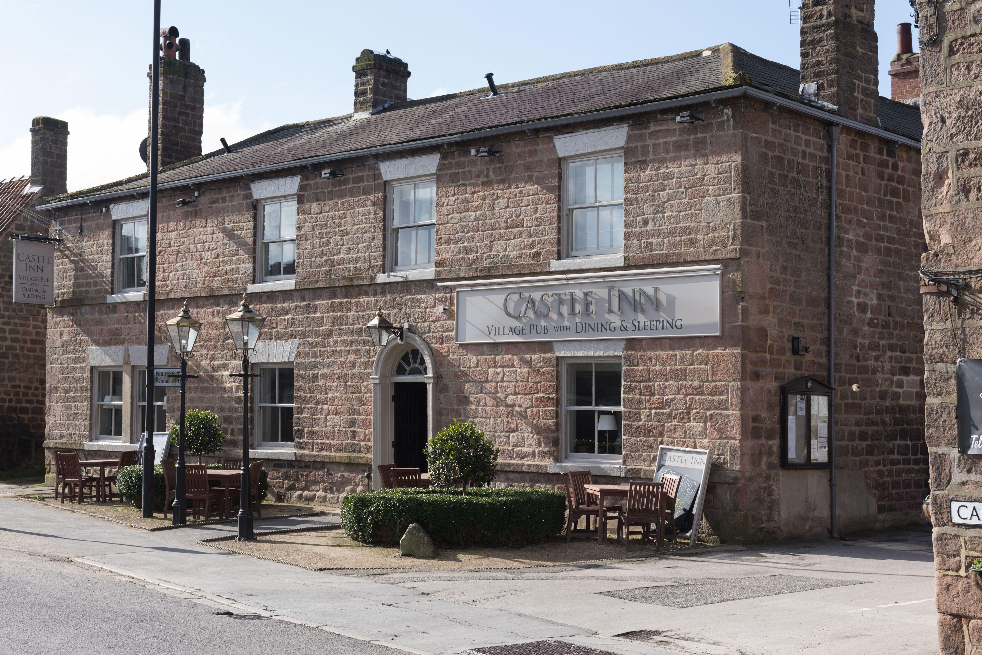 Staying Near Knaresborough Castle: 4 Couple Hotels Compared