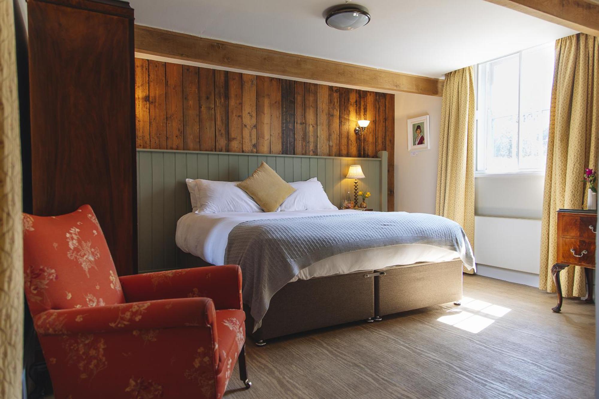 4 Couple Hotels Close to Donkey Sanctuary, Sidmouth